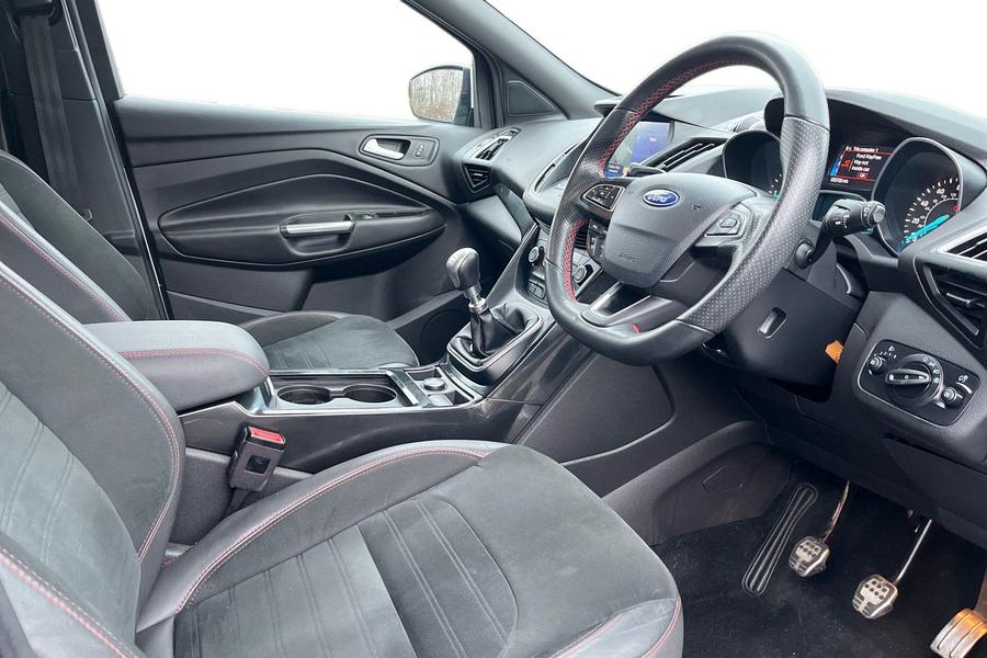 Ford KUGA Photo autoimg-926fa3ca1134e115f02e59c2ed95752f50ba4567.jpg