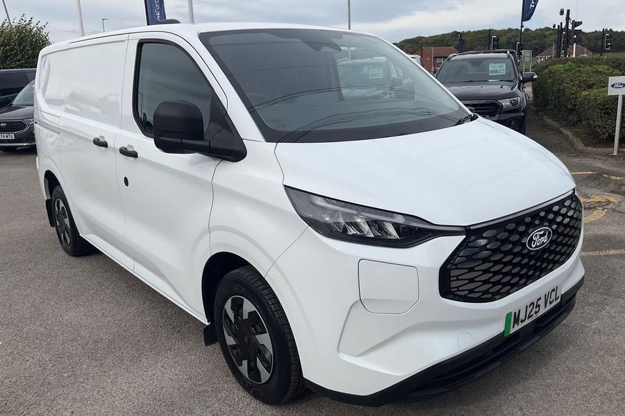 Ford E-Transit Custom Photo autoimg-92729f78677d61dd10bfb60b0c097551aae594fb.jpg