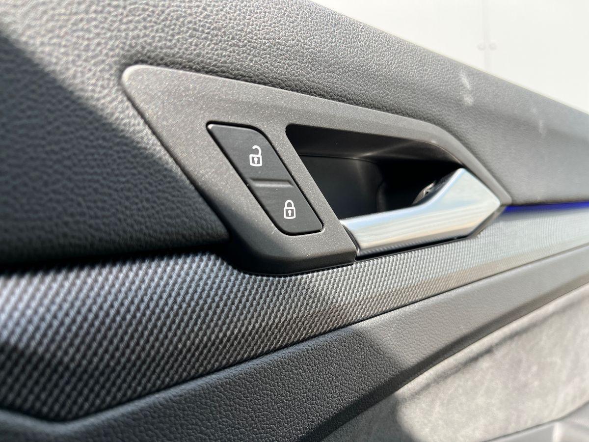 Volkswagen Golf Photo autoimg-92733f92ff9afce865b2035ccf05b8eca4875a89.jpg