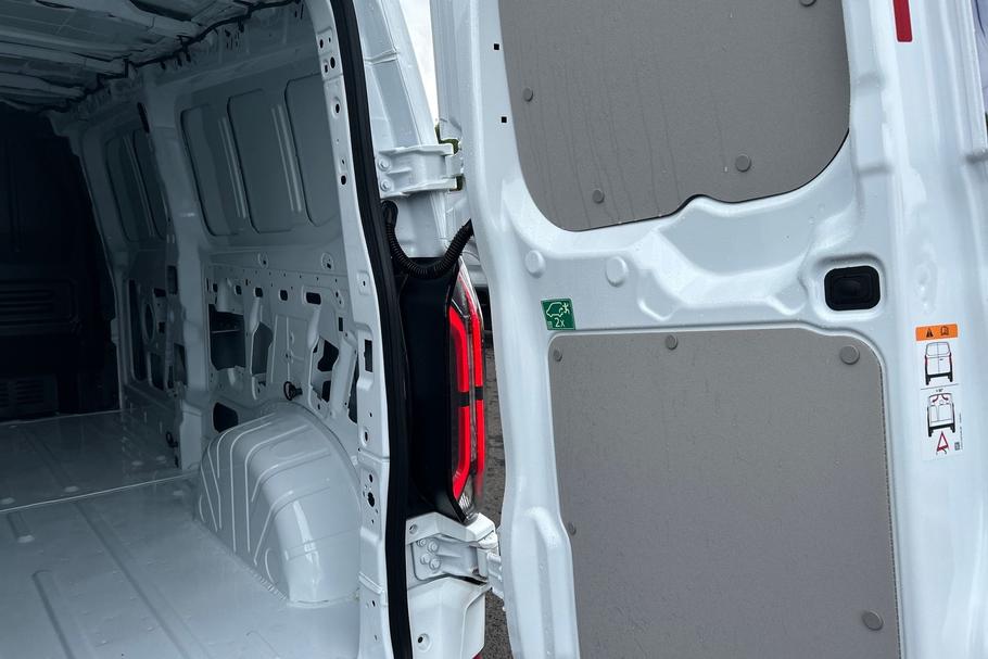Used Ford E-TRANSIT CUSTOM HV75PXN 27