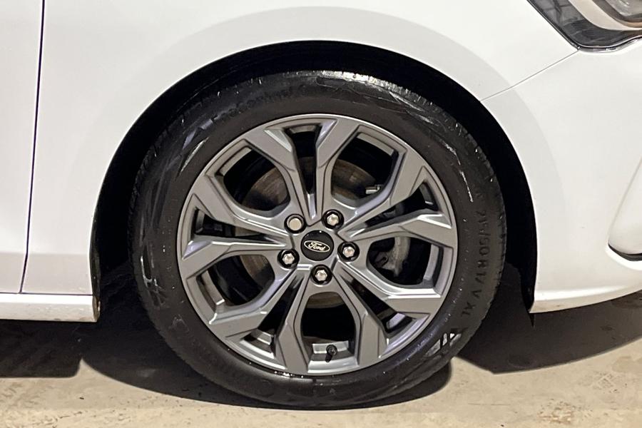 Ford FOCUS Photo autoimg-927f00156eef3605758abea63549e17717e0bd14.jpg