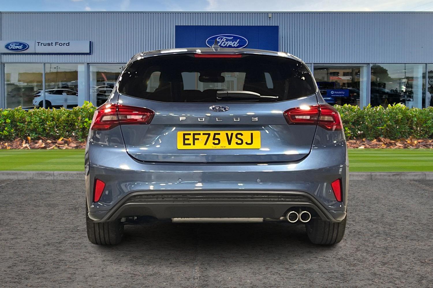 Ford Focus Photo 6