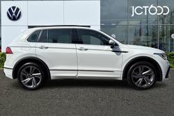 VOLKSWAGEN Tiguan Photo 4