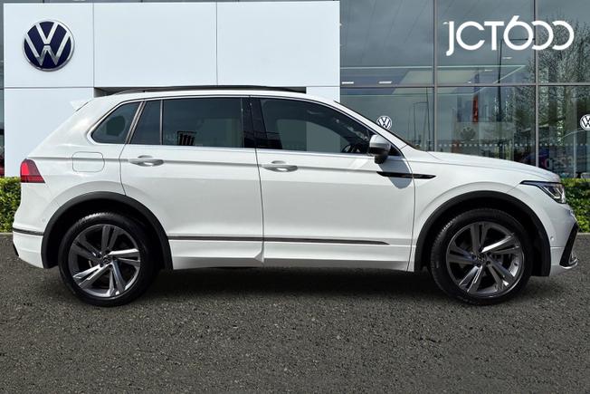 VOLKSWAGEN Tiguan Photo 4