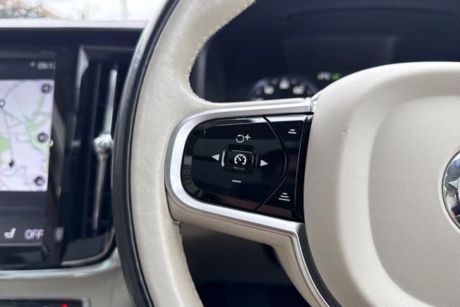 VOLVO V90 Photo 16
