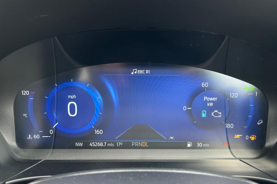 Ford Kuga Photo autoimg-9285507357e6e39af520a76f335c9229d9ff760d.jpg