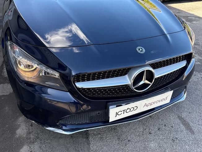 MERCEDES-BENZ CLA Class Photo 30