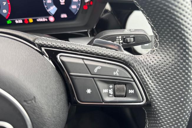 AUDI S3 Photo 17