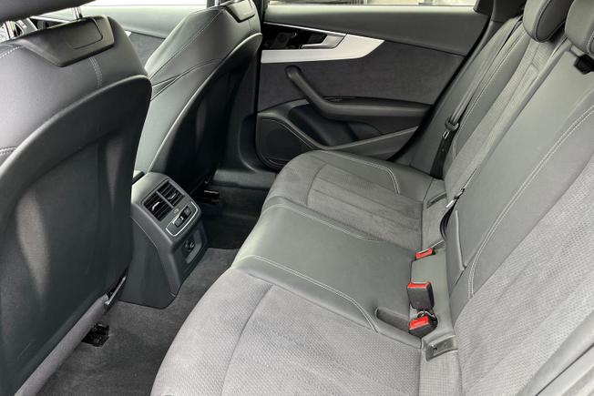 AUDI A4 Avant Photo 46