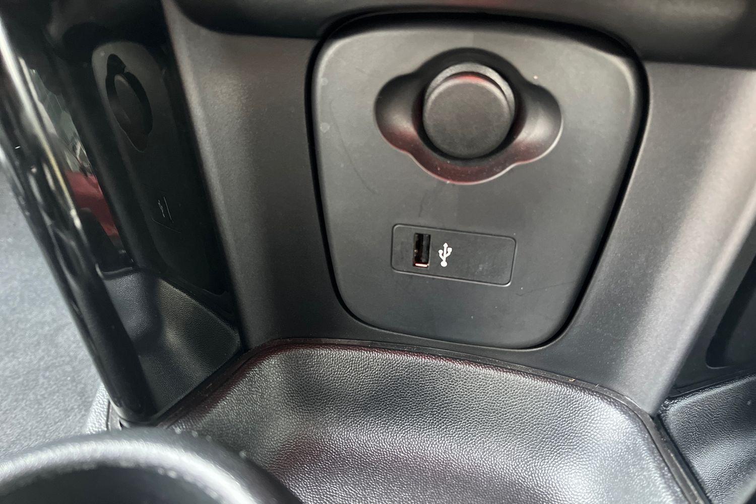 MINI Hatch Photo 36