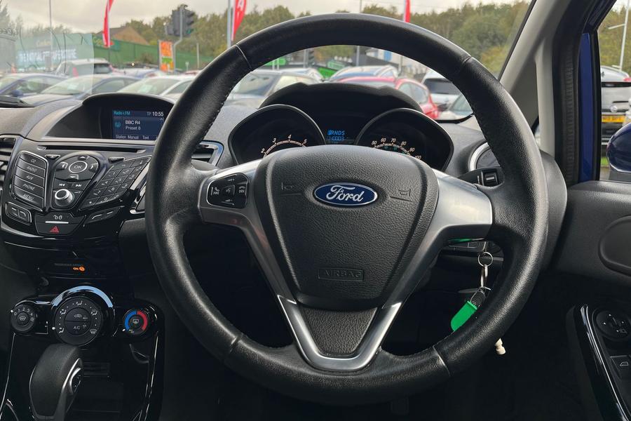 Ford Fiesta Photo autoimg-928a3c2cc0b6015536a17b78d8c42e45ab3962d6.jpg