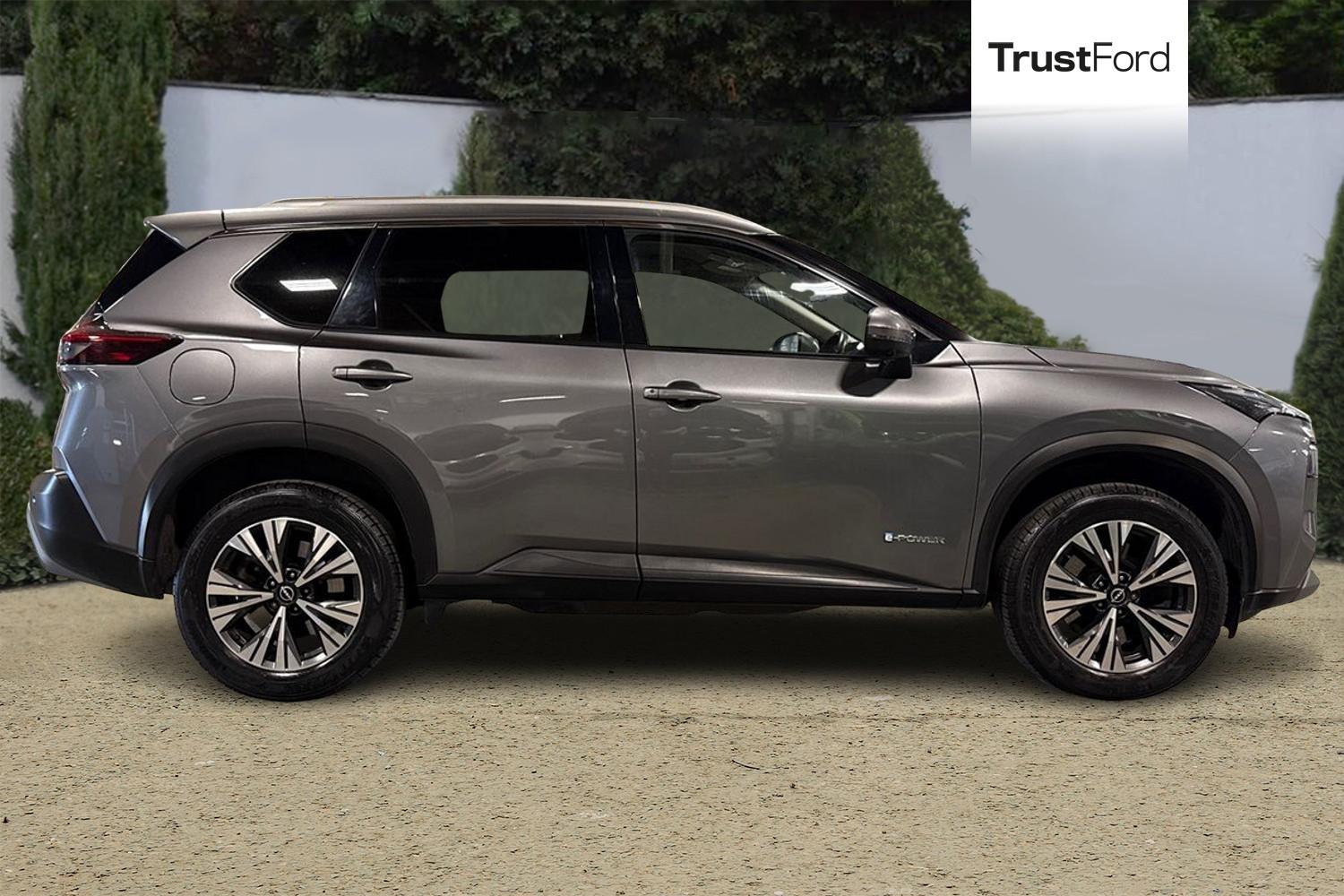 Nissan X-TRAIL Photo 2