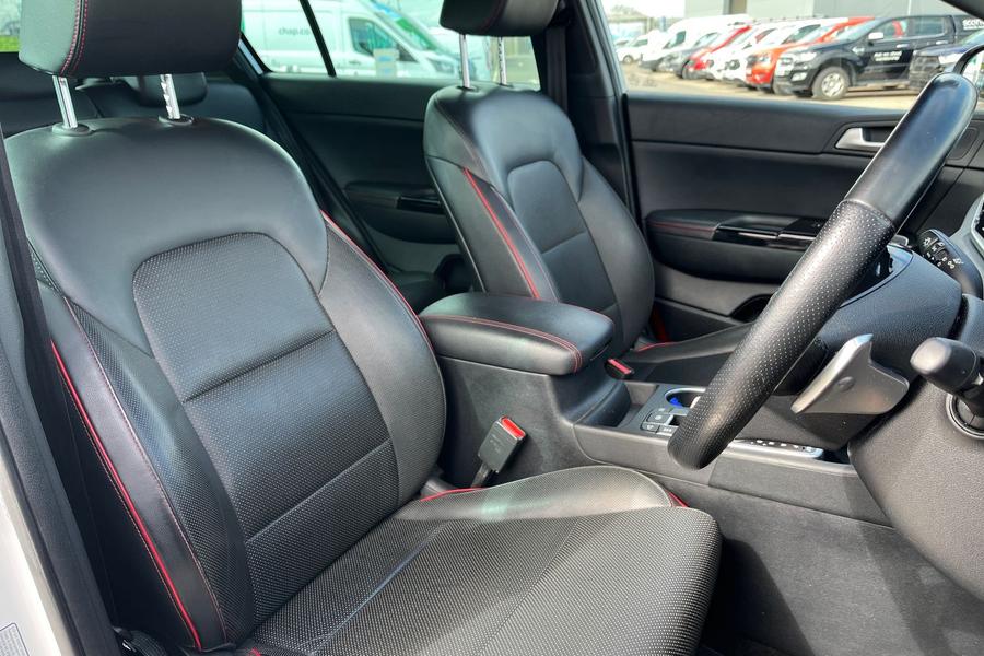 Kia SPORTAGE Photo autoimg-9297dd4b9740778e1e638ef0c19ff2a9c3cc4975.jpg