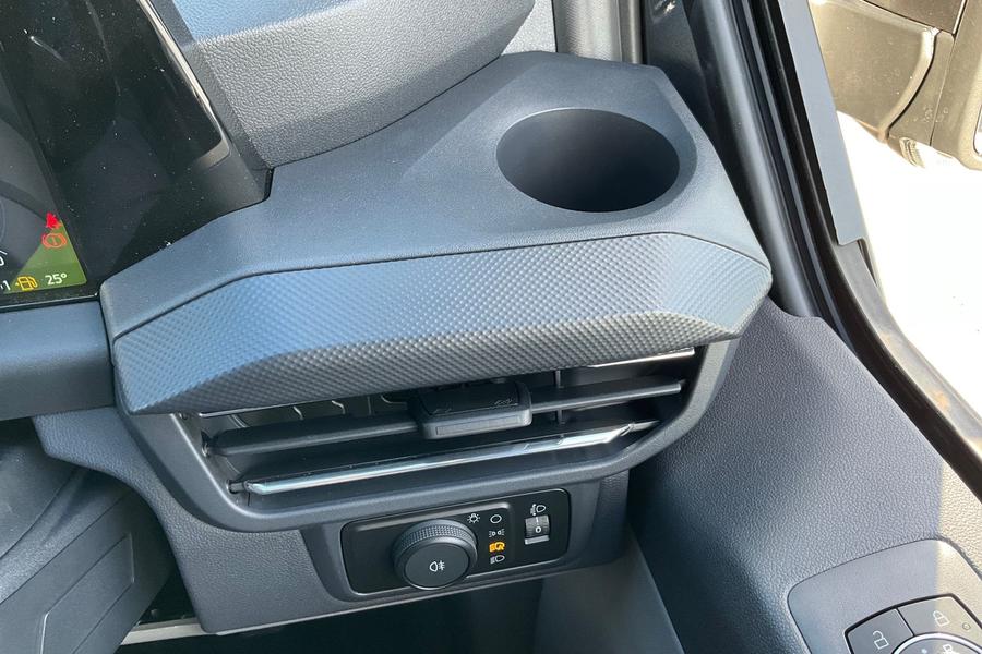 Ford TRANSIT CUSTOM Photo autoimg-9298cc0a916d28c6a2123be8fc6ecde262b94584.jpg