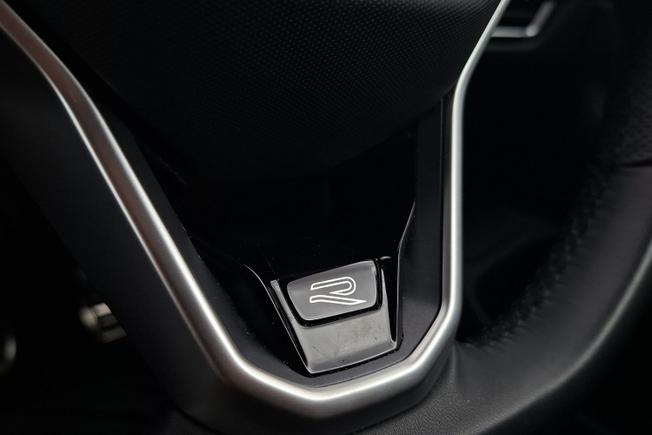 Volkswagen Golf Photo 25