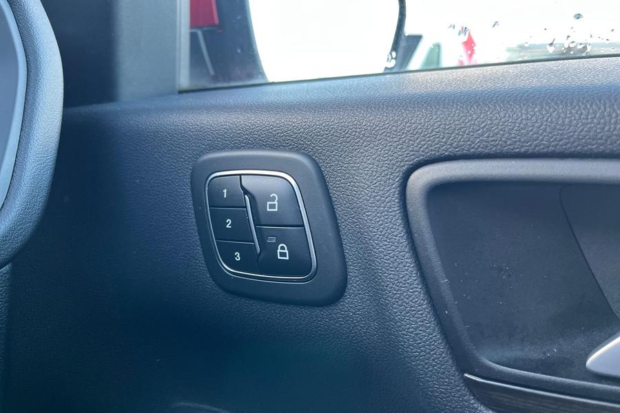 Ford Kuga Photo autoimg-929dbe5f6edbc5e27321549a5651c6963d748c29.jpg