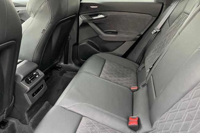 Audi Q6 E-Tron Photo 46