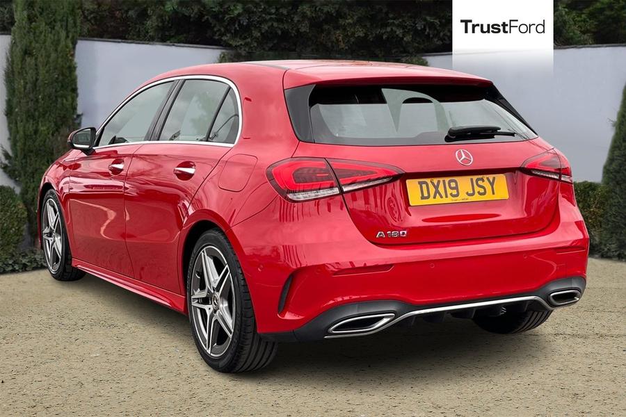 Mercedes-Benz A Class Photo autoimg-92a37e5367d2d3c8b80cafc7e12bb556e7275d48.jpg