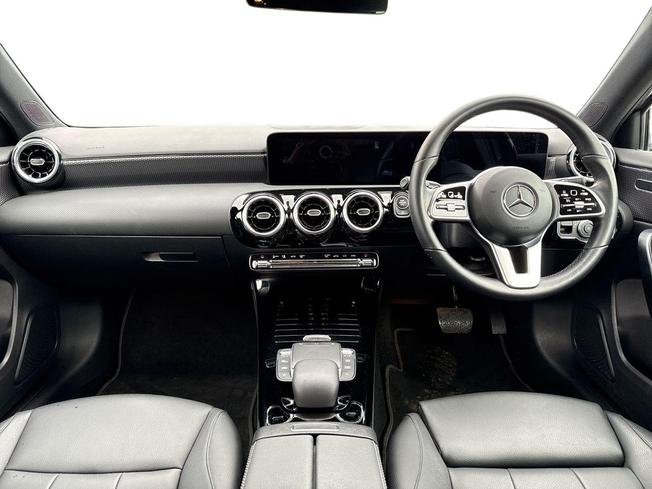 MERCEDES-BENZ A Class Photo 10