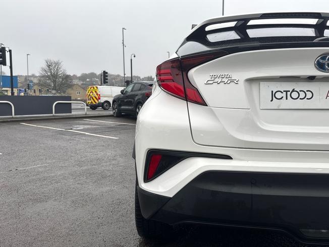 TOYOTA C-Hr Photo 33