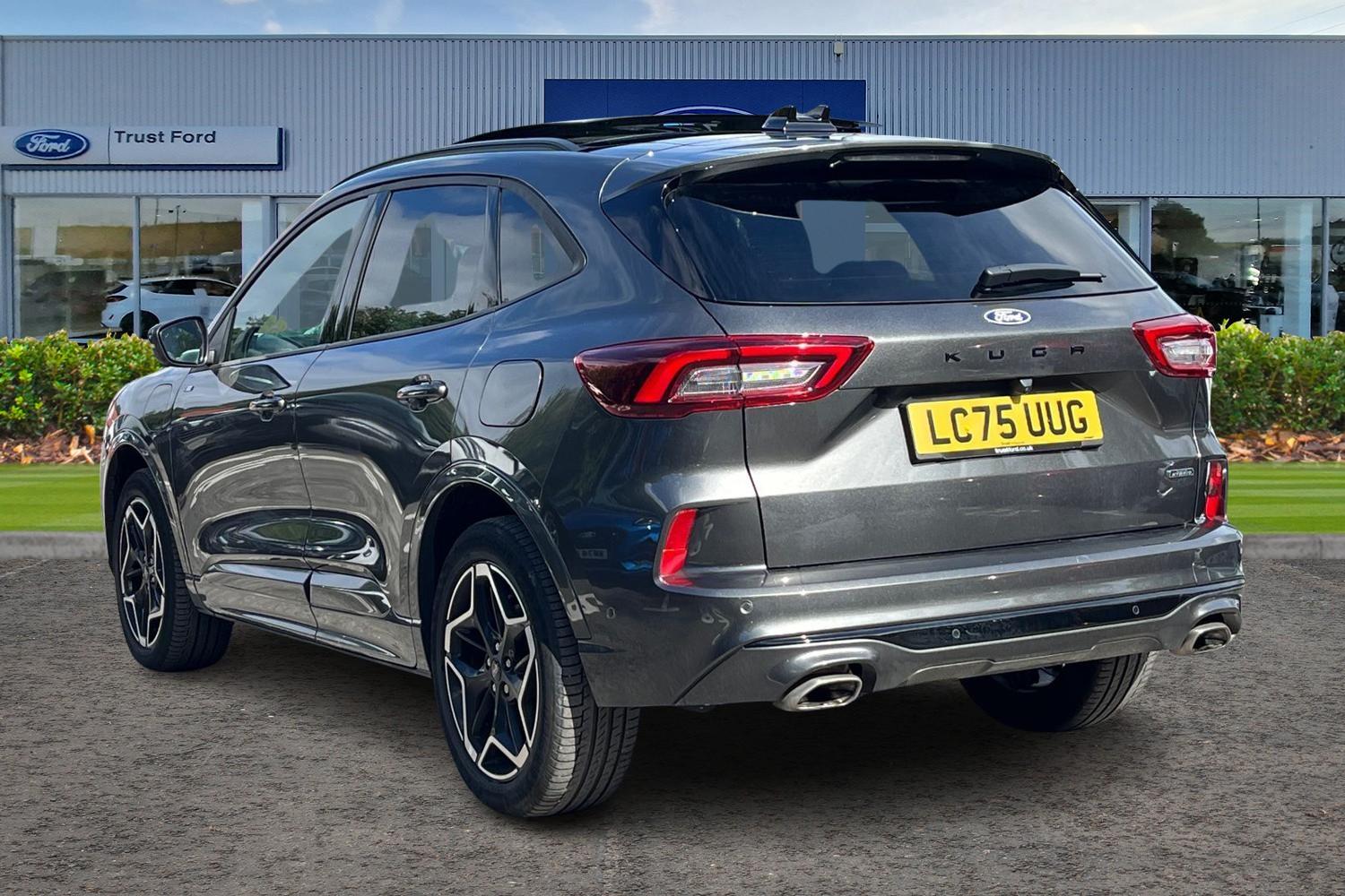 Ford KUGA Photo 1
