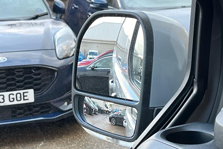 Used Ford TRANSIT CUSTOM WN75ATZ 36