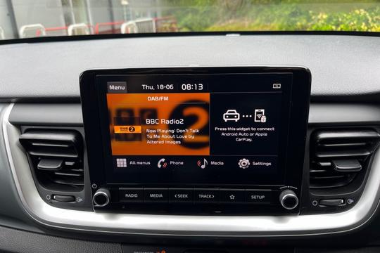 Kia Stonic Photo autoimg-92ad4d6b31c4d3032f0241e5f570fe4527dee09b.jpg