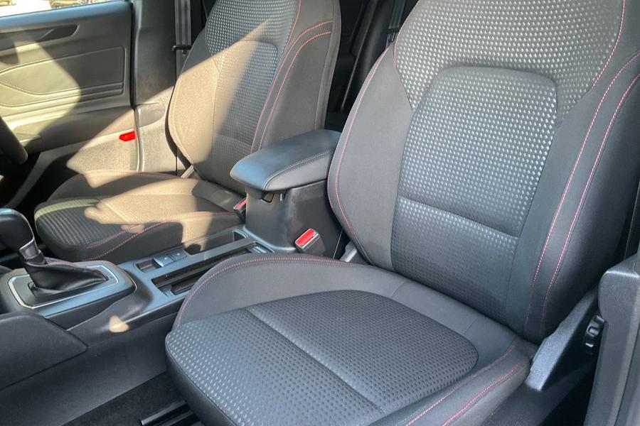 Ford Focus Photo autoimg-92ada17f44ce1950aefc425f9c6e893bd8200412.jpg