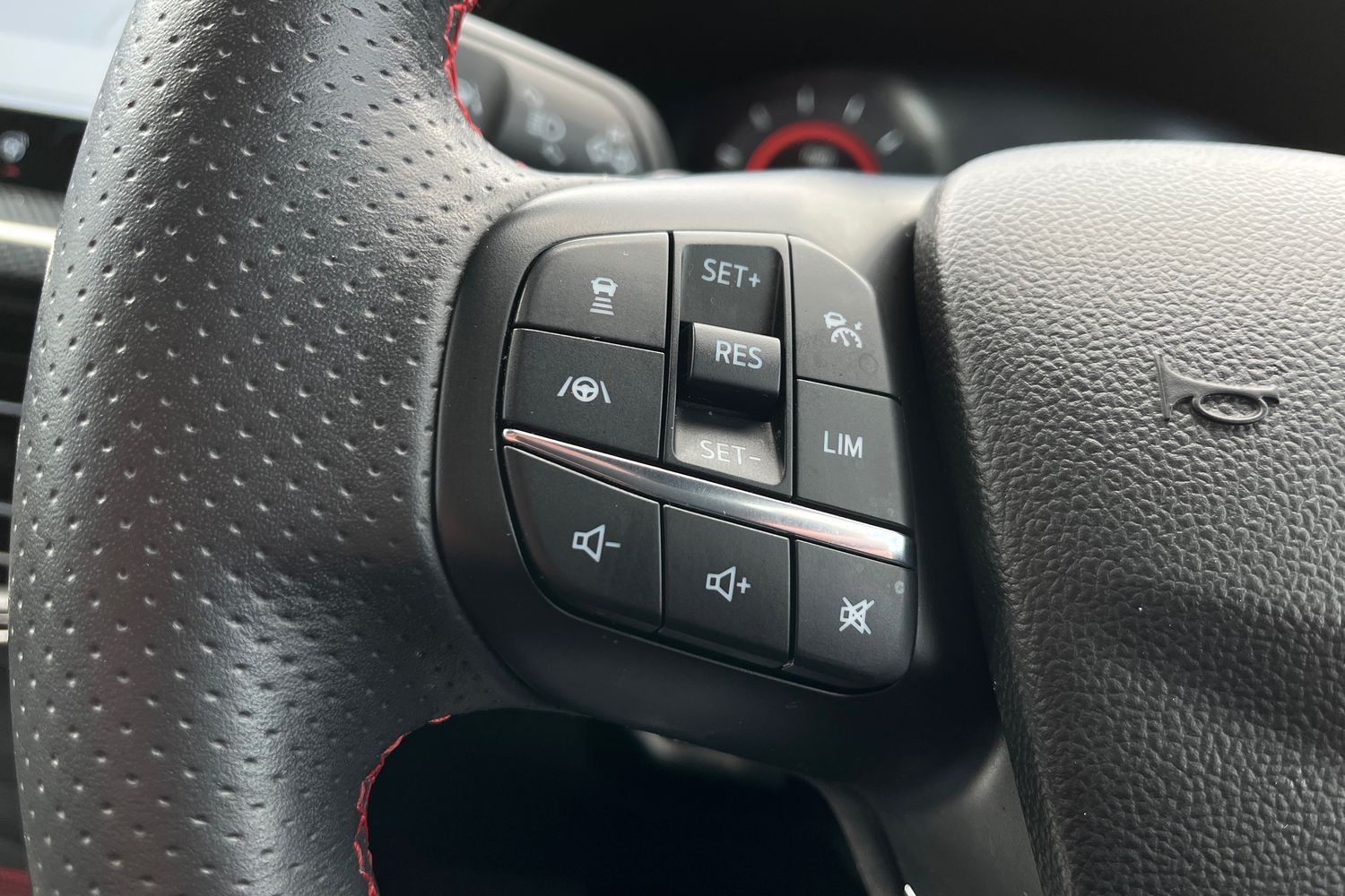 Ford Focus Photo 34