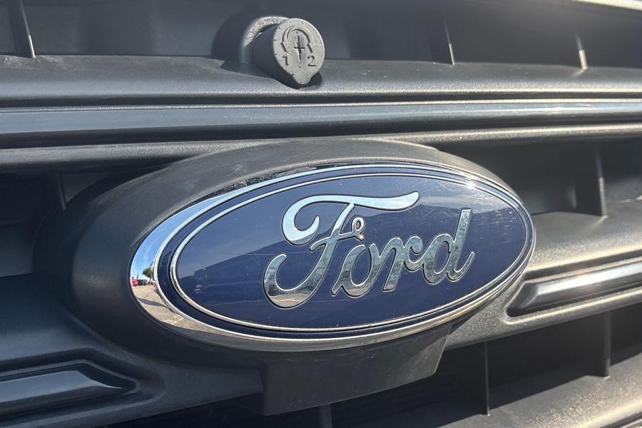 Ford TRANSIT Photo autoimg-92b16971f86974f1f2ceb9a1fcad8c2fe611ddb1.jpg