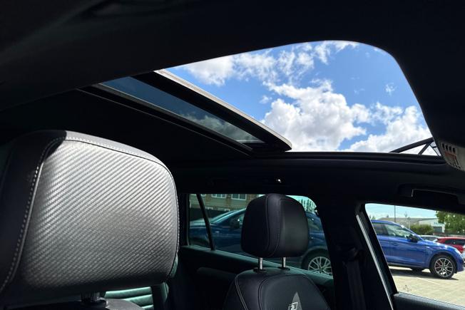 VOLKSWAGEN Passat Photo 43