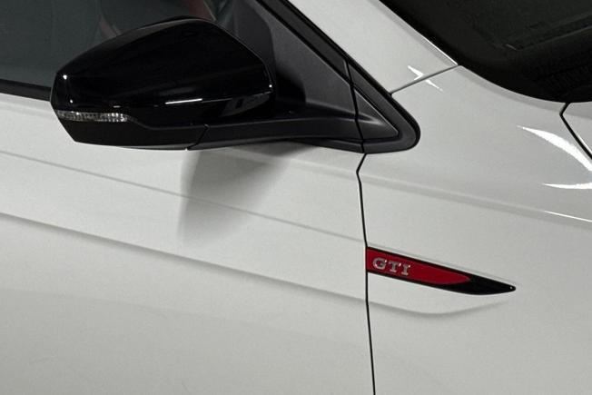 VOLKSWAGEN Polo Photo 20