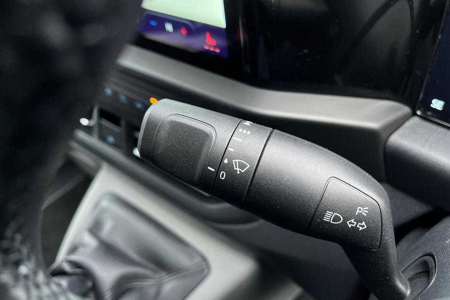 Used Ford TRANSIT CUSTOM 23