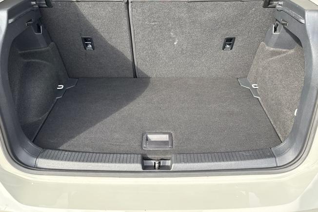 Volkswagen T-Cross Photo 12
