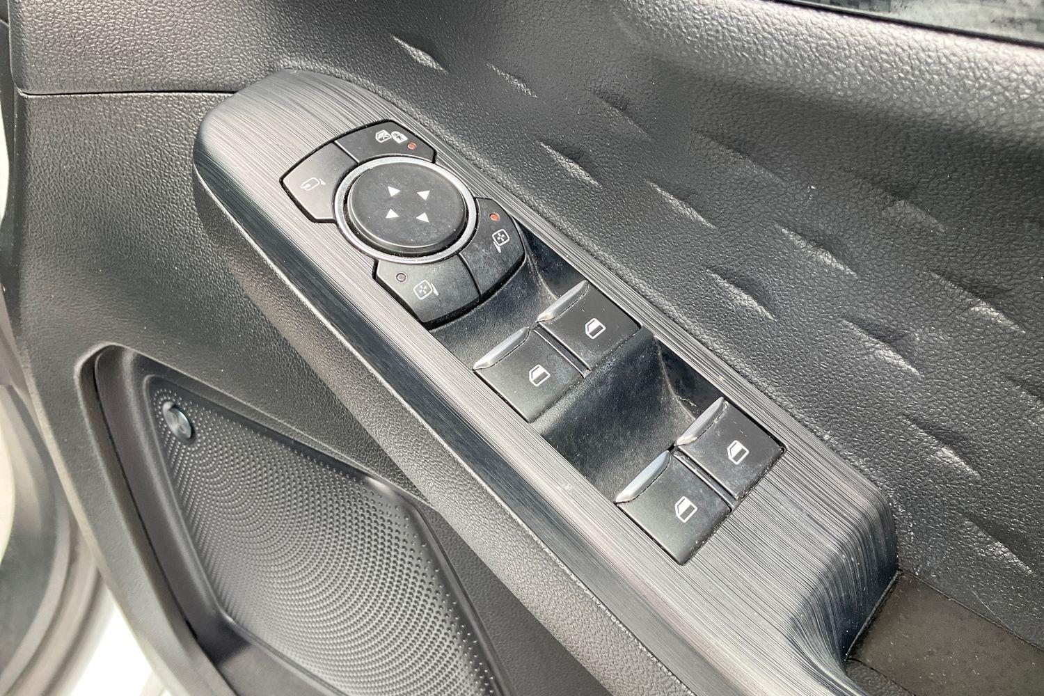 Ford KUGA Photo 15