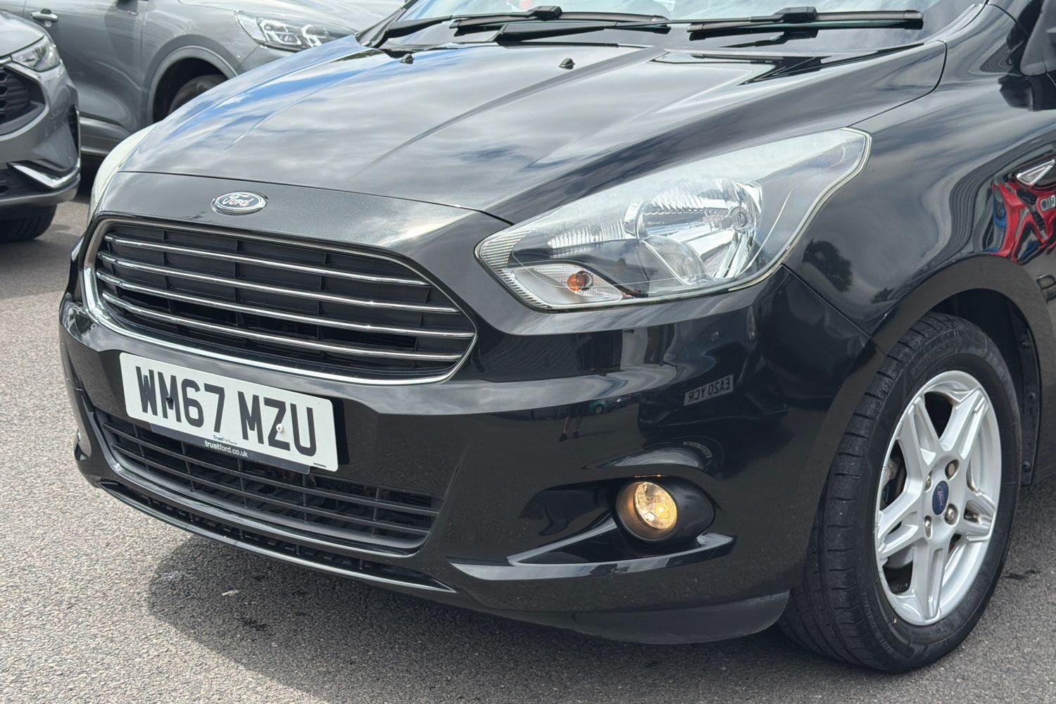 Ford KA+ Photo 22