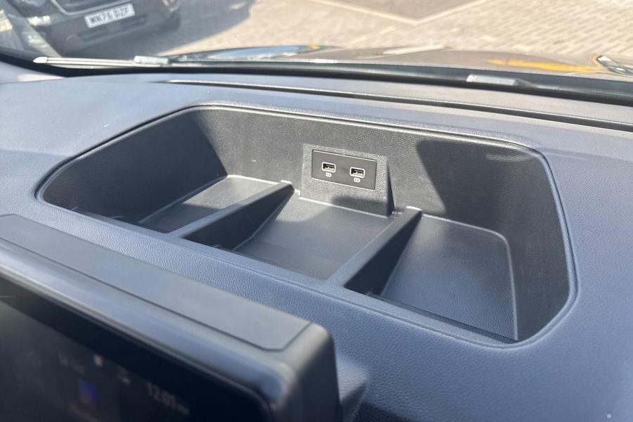 Renault TRAFIC Photo autoimg-92c871c8913f0bdb855c0ca4567ac659c606ec35.jpg