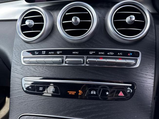 MERCEDES-BENZ Glc Photo 33