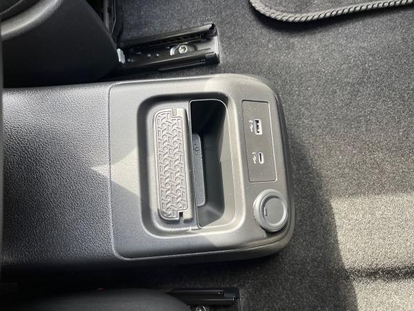 Nissan ARIYA Photo autoimg-92cbca8b26d7378c828de4a8eacc43db554420fe.jpg