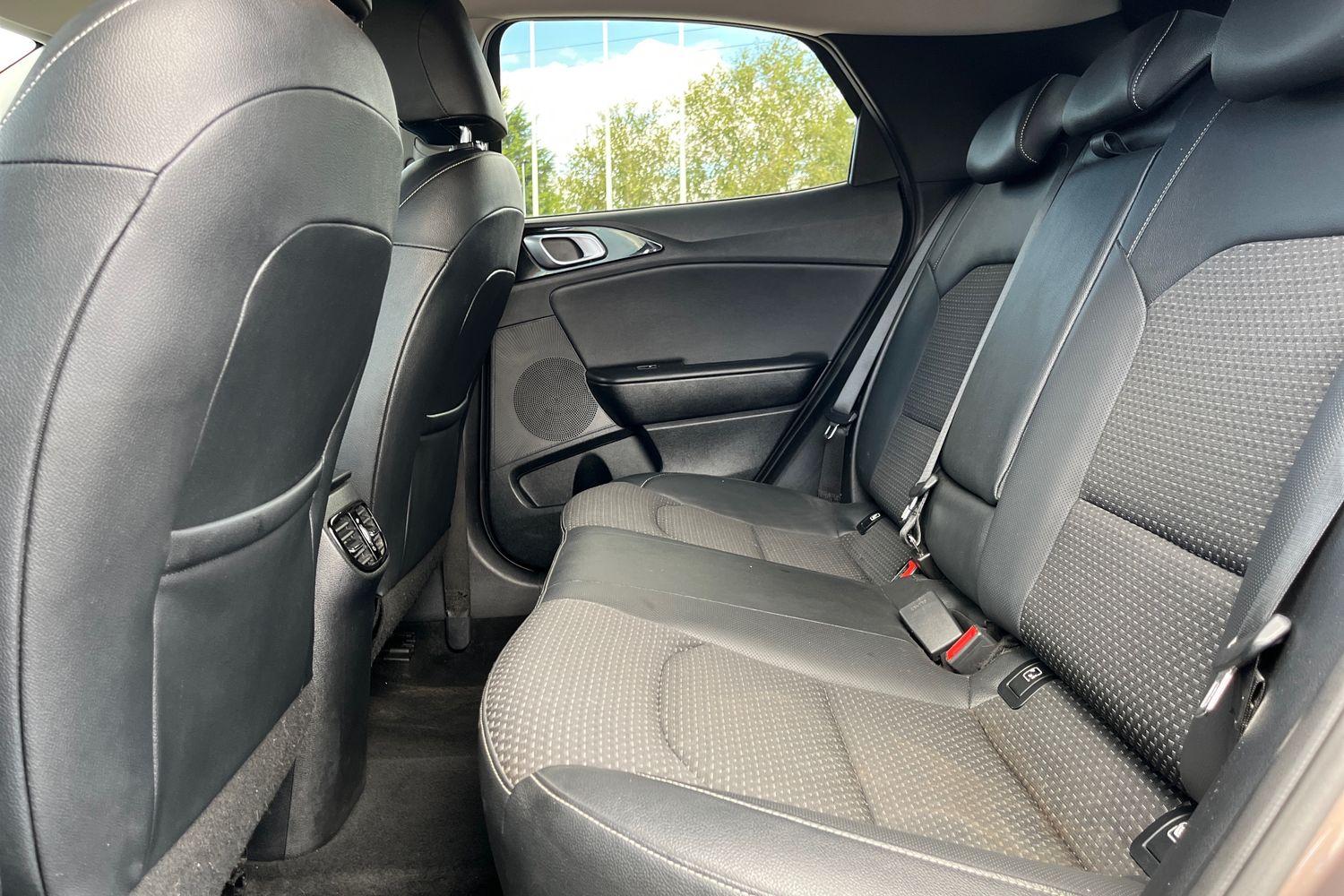 Kia XCEED Photo 19