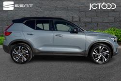 VOLVO Xc40 Photo 4