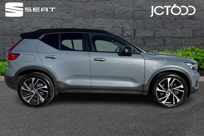 VOLVO Xc40 Photo 4