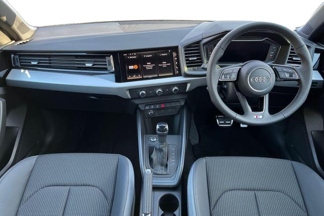 AUDI A1 Photo 10