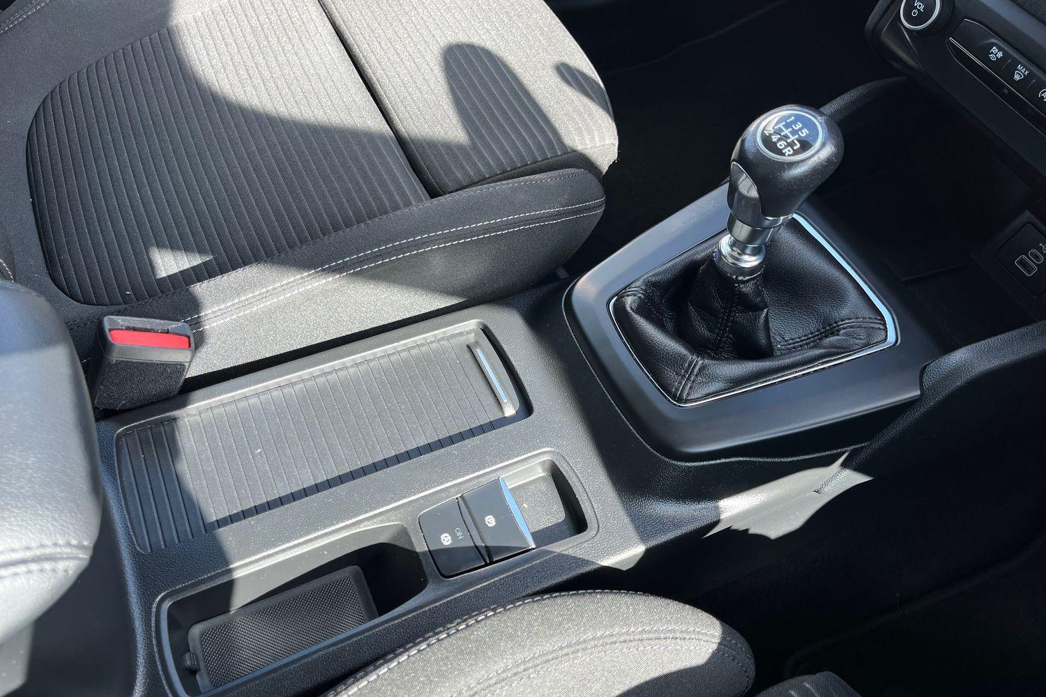 Ford Focus Photo 36