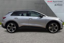 Audi Q4 Photo 4