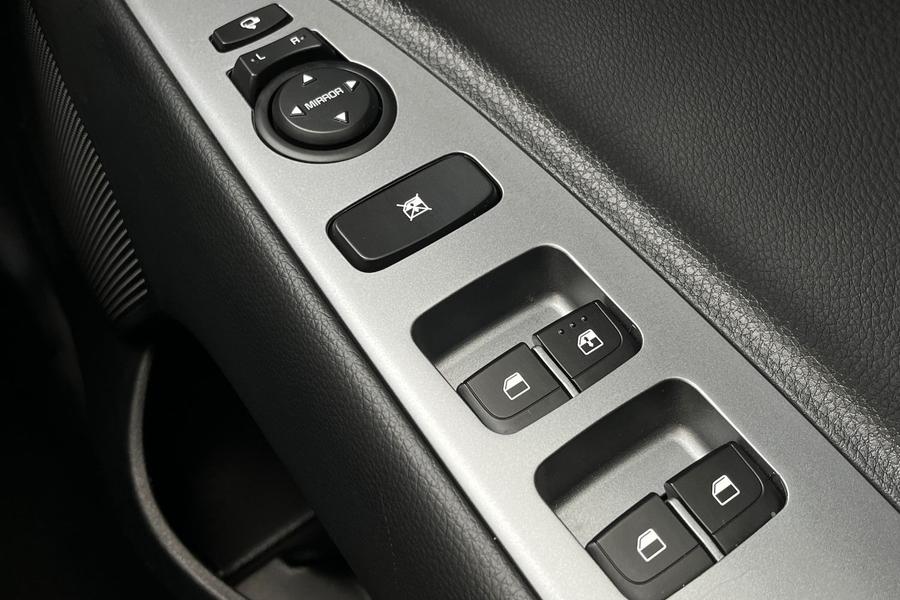 Kia Stonic Photo autoimg-92ddbfd26ce50db551b40fd85ae1ac27009ff657.jpg