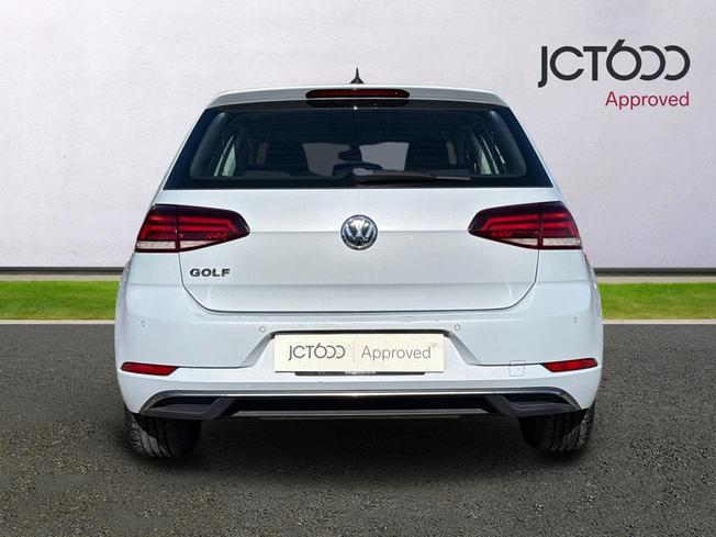 VOLKSWAGEN Golf Photo 7