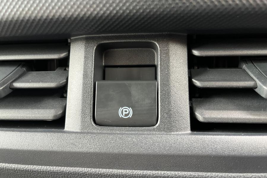 Ford E-TRANSIT CUSTOM Photo autoimg-92e0120e8a53e49c8fb1d4bac29e2883b8356d39.jpg