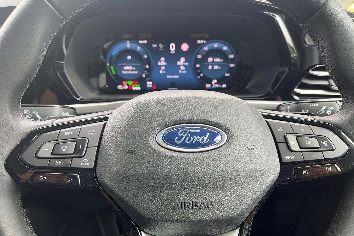 Ford TRANSIT CONNECT Photo 8