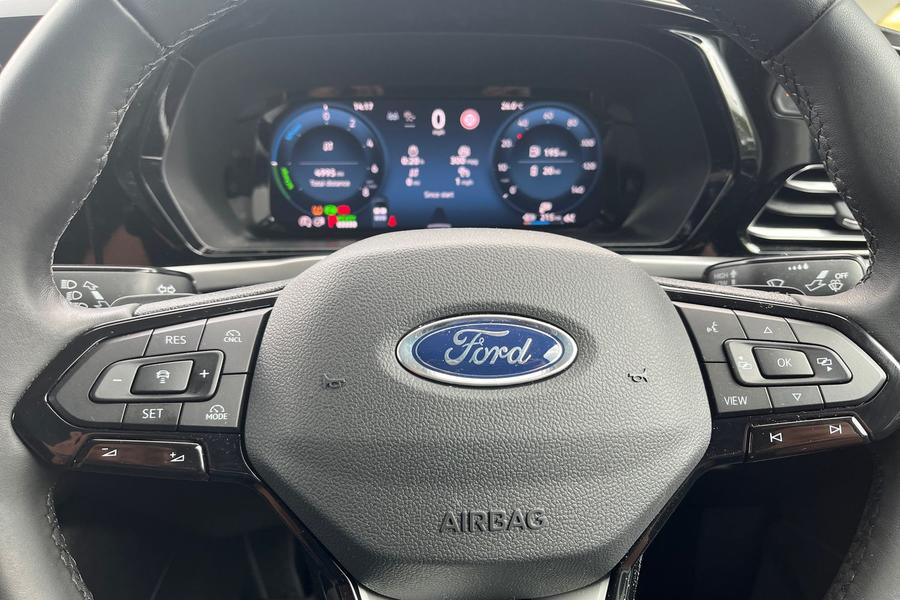 Ford TRANSIT CONNECT Photo autoimg-92e1e59de1e9f5a4831b0a21019f431af601f2a0.jpg
